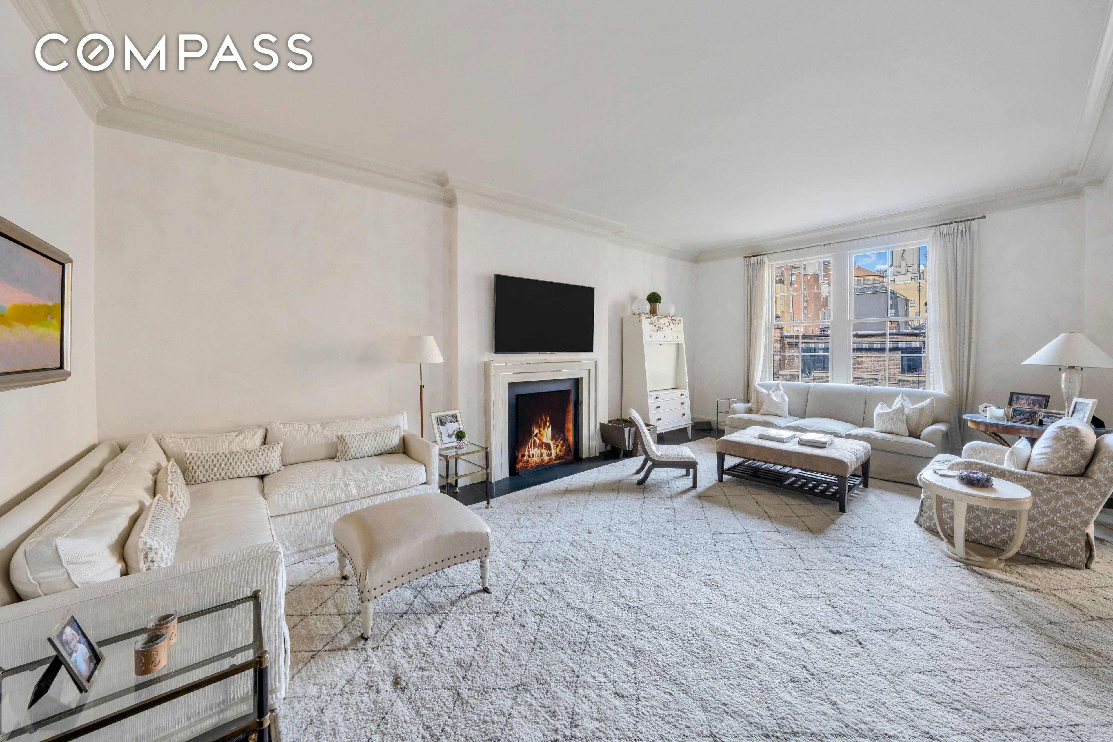 850 Park Avenue, Apartment 9C This exquisite pre war 7 room apartment epitomizes timeless elegance and modern sophistication.