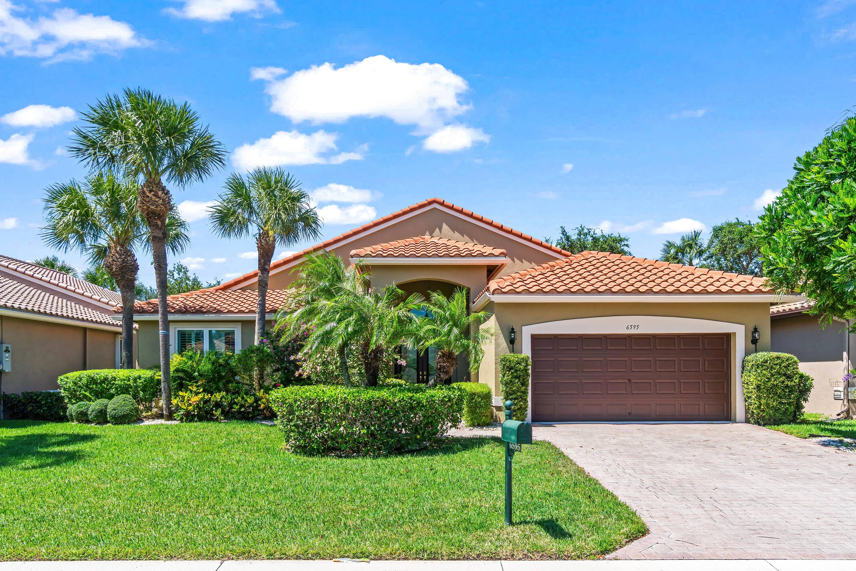 Beautiful 3 Bedroom, 2 Bathroom Home in Ponte VecchioWelcome to this bright and airy residence in the highly sought after active 55 community of Ponte Vecchio.