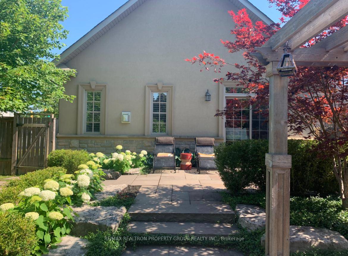 This is where lifestyle and location meet !