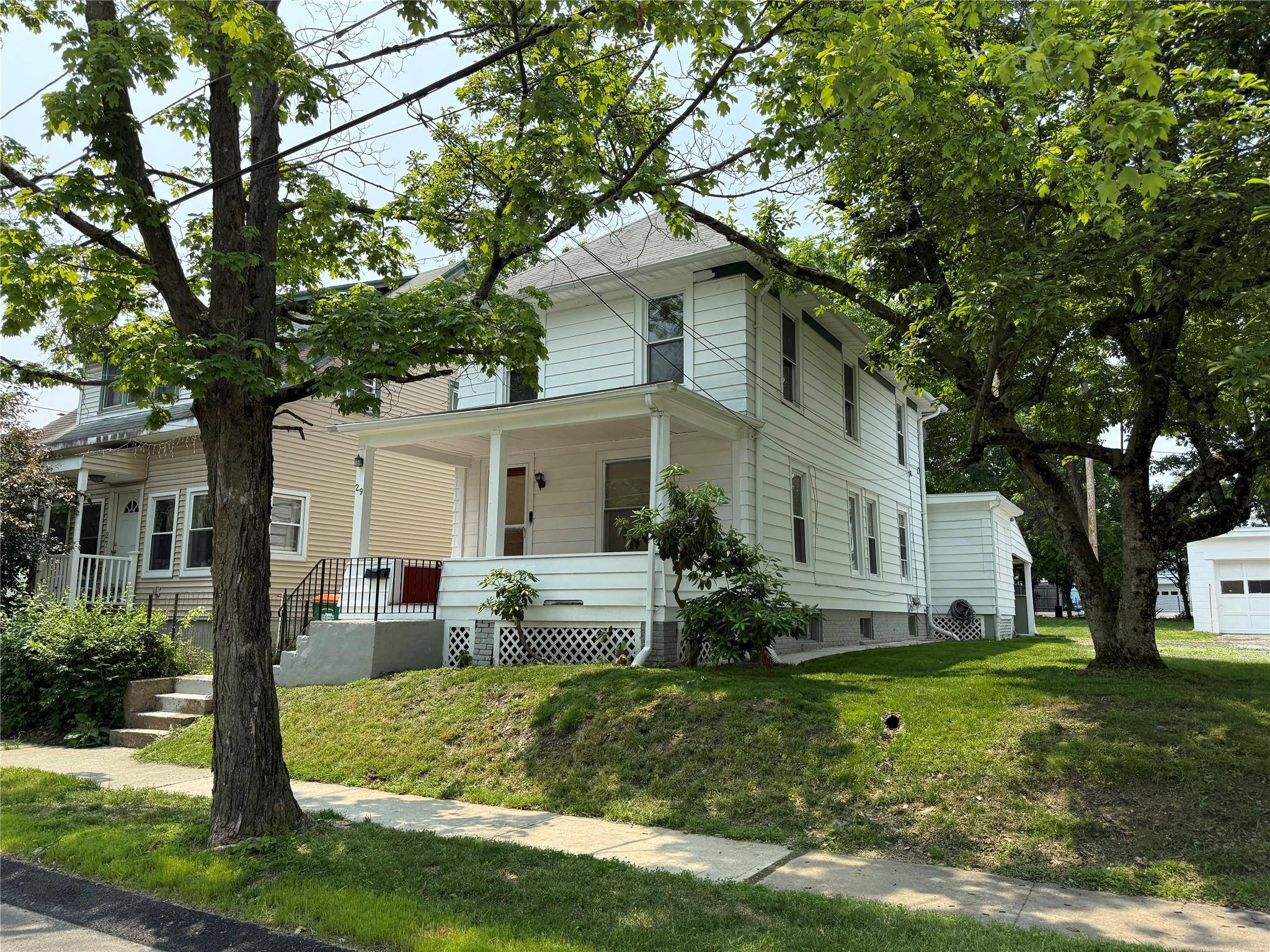 Classic Colonial Charm Near the Walkway Over the Hudson !
