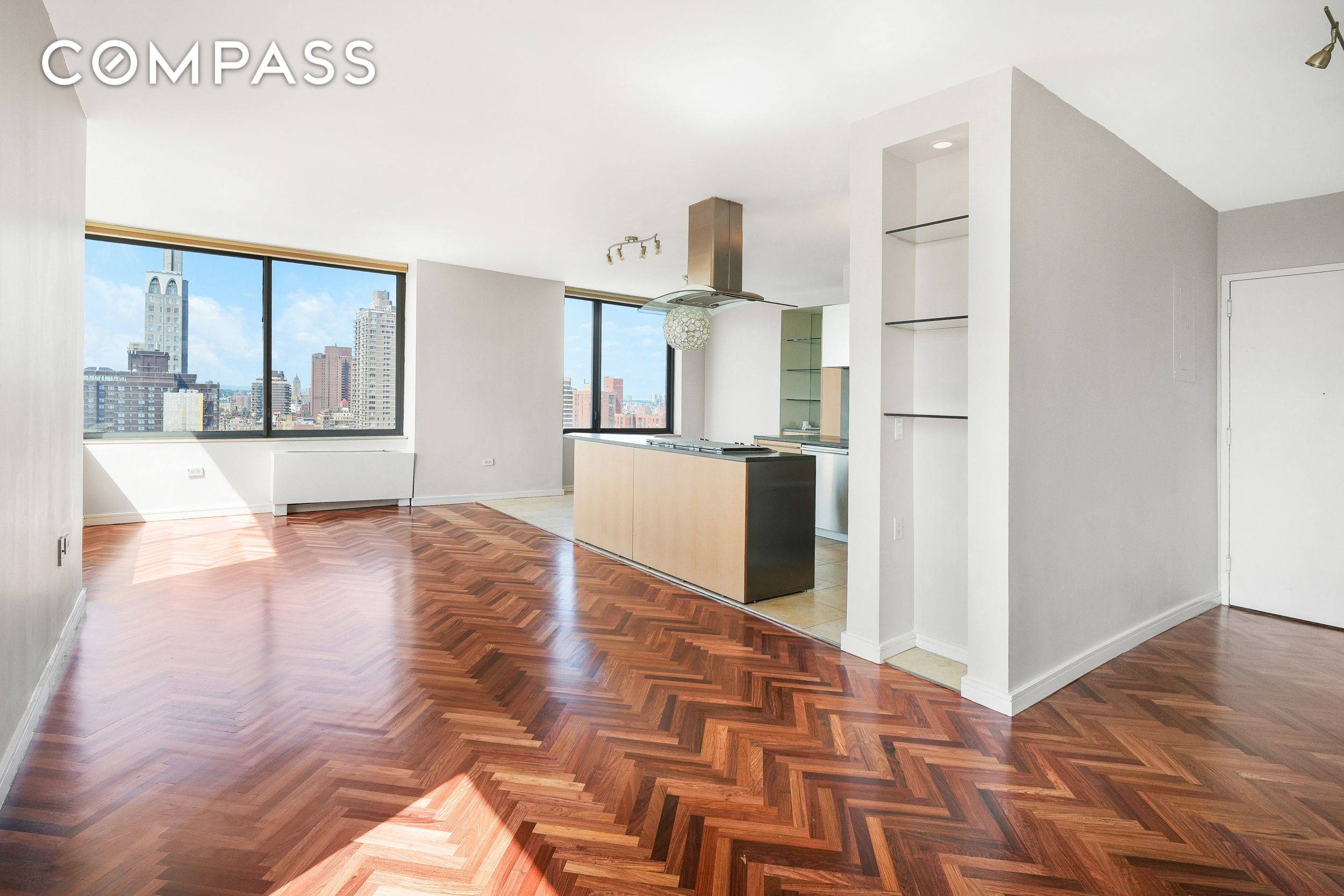 Soaring above the city, this highly coveted, convertible 3 bedroom, 3 bathroom, corner A line at The Leighton House is one of the best lines in the building.