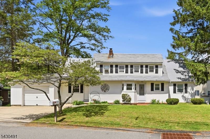 Rare opportunity to own lakefront on desirable Lk Telemark.