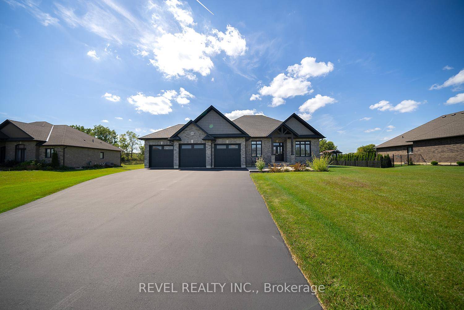 Welcome home to the prestigious Valley Estates community where this stunning, custom built, Spadafora Home, sits on a sprawling 3 4 acre lot with no backyard neighbours.