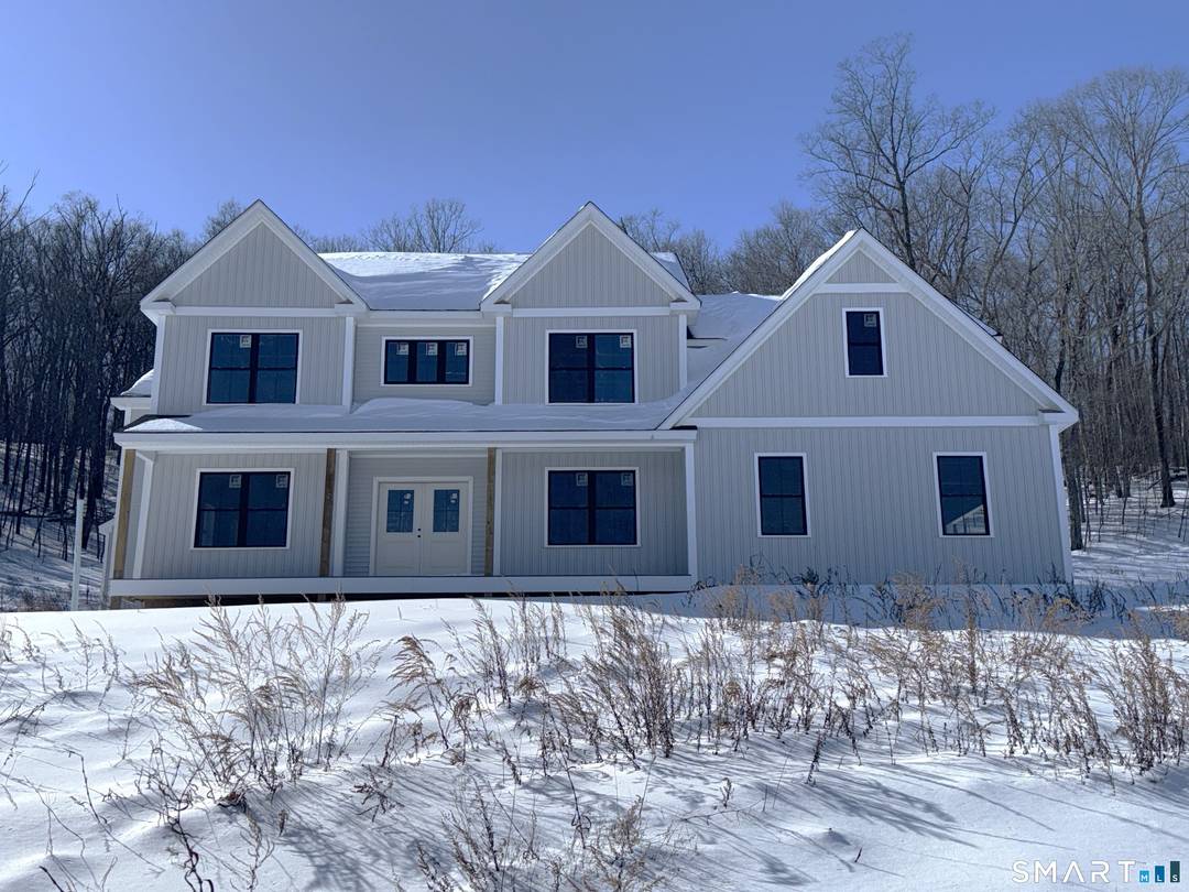 Welcome to 48 Stonebridge Drive !