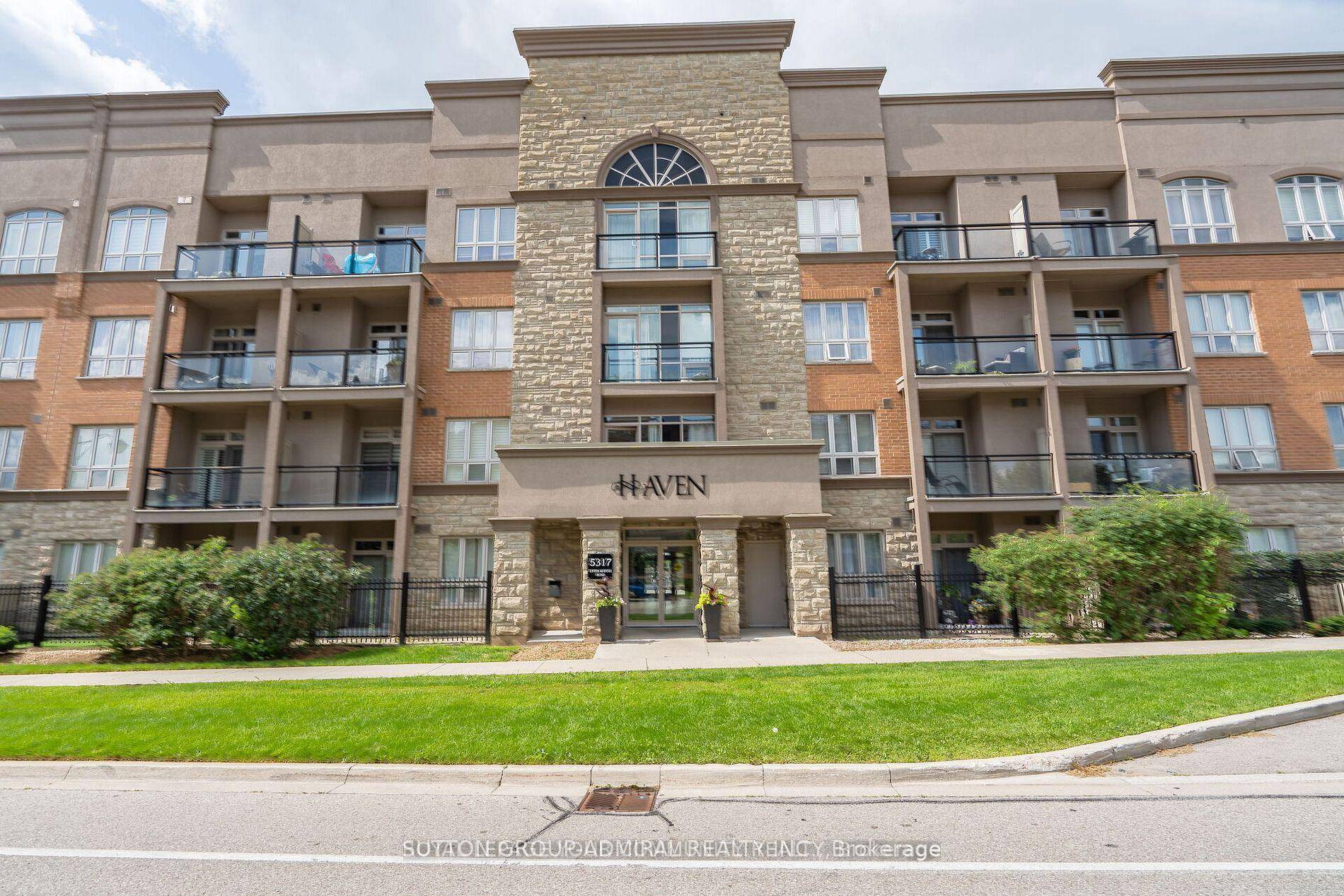 Welcome to the Haven ! Picture living in this gorgeous move in ready 1 bed den ground floor condo with 9 foot ceilings Walk out to your private patio, include ...