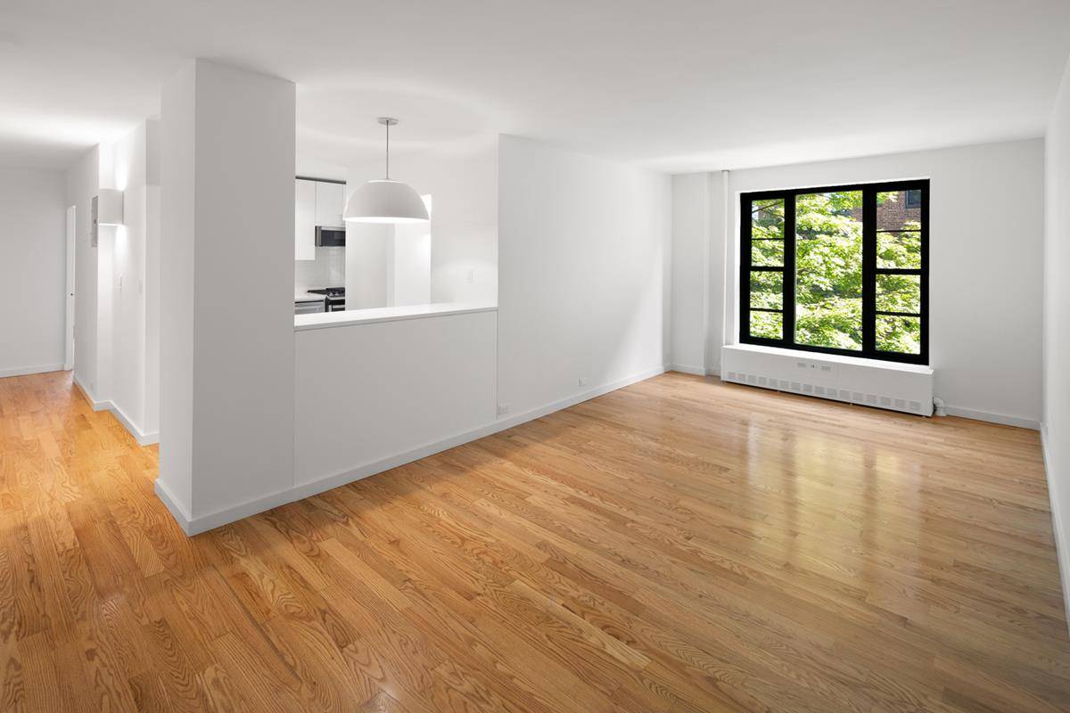 Breathtaking views greet you when you enter this spacious 2 bedroom home in the heart of the best neighborhood in Brooklyn.