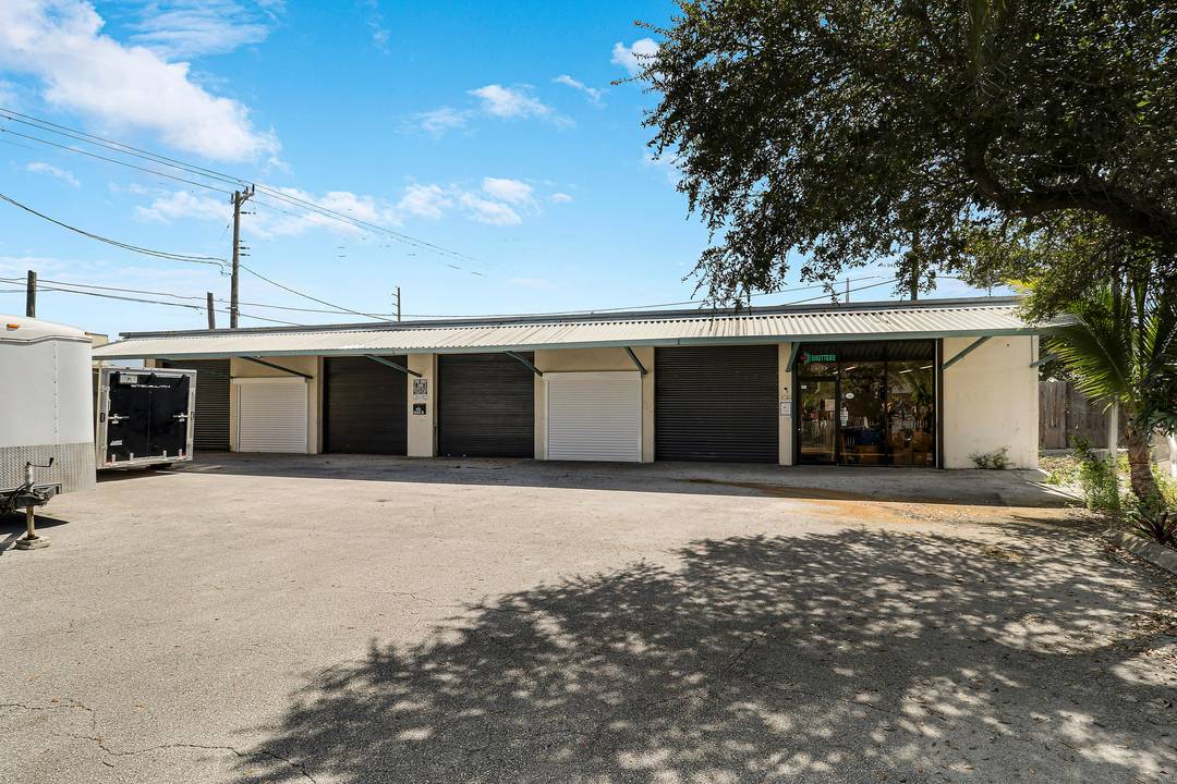Industrial Warehouse Space Prime Jupiter 1660 Cypress Drive, Jupiter, FL 33469Now available for purchase at 1, 500, 000, this versatile 2, 500 8239 ; SF warehouse facility is located in ...