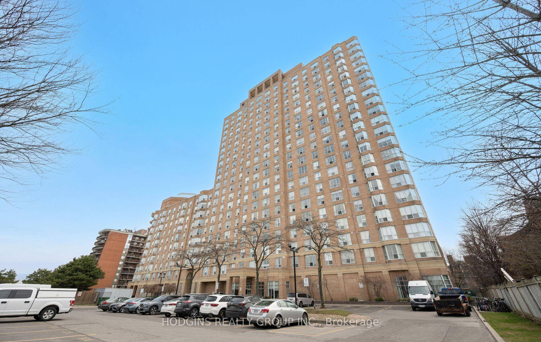 Welcome to this beautiful large one bedroom, one bath 895sq condo at the Jockey Club in East York !