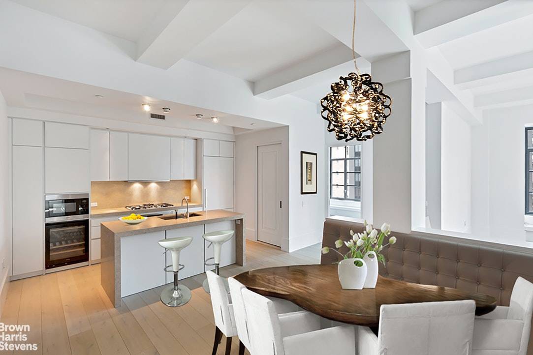 Welcome to the Huys, a historic loft building transformed by famed Dutch designer Piet Boon into an exquisite collection of 58 luxury homes.