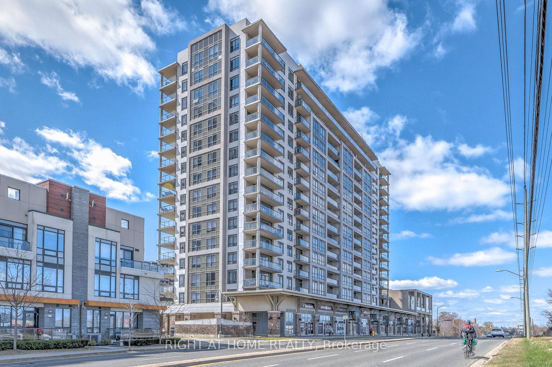 Welcome to one of the finest and most luxurious Condominiums in Pickering San Francisco by the Bay !