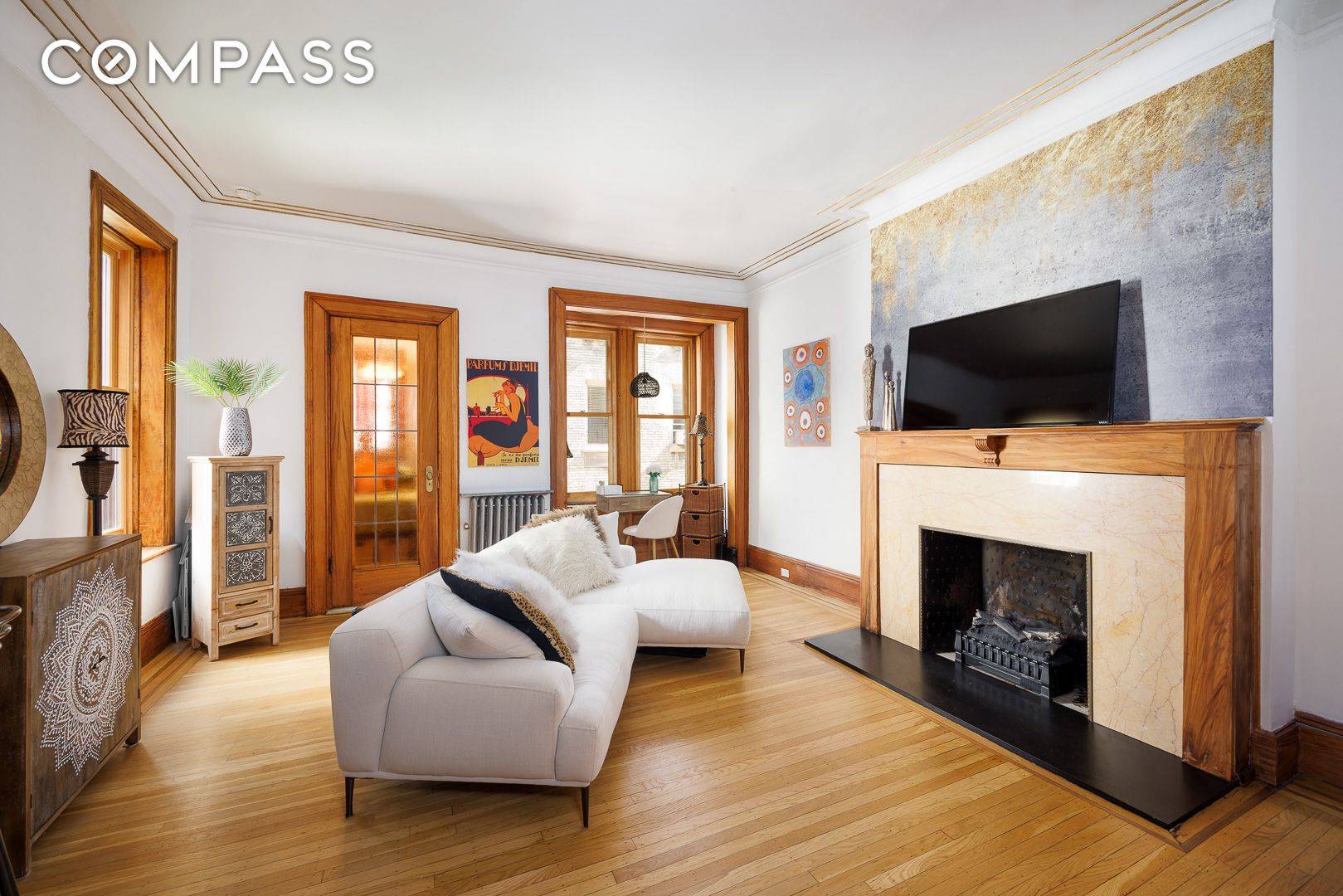 Graciously positioned on the second floor, this beautifully renovated one bedroom residence blends timeless Upper West Side elegance with thoughtful modern upgrades.