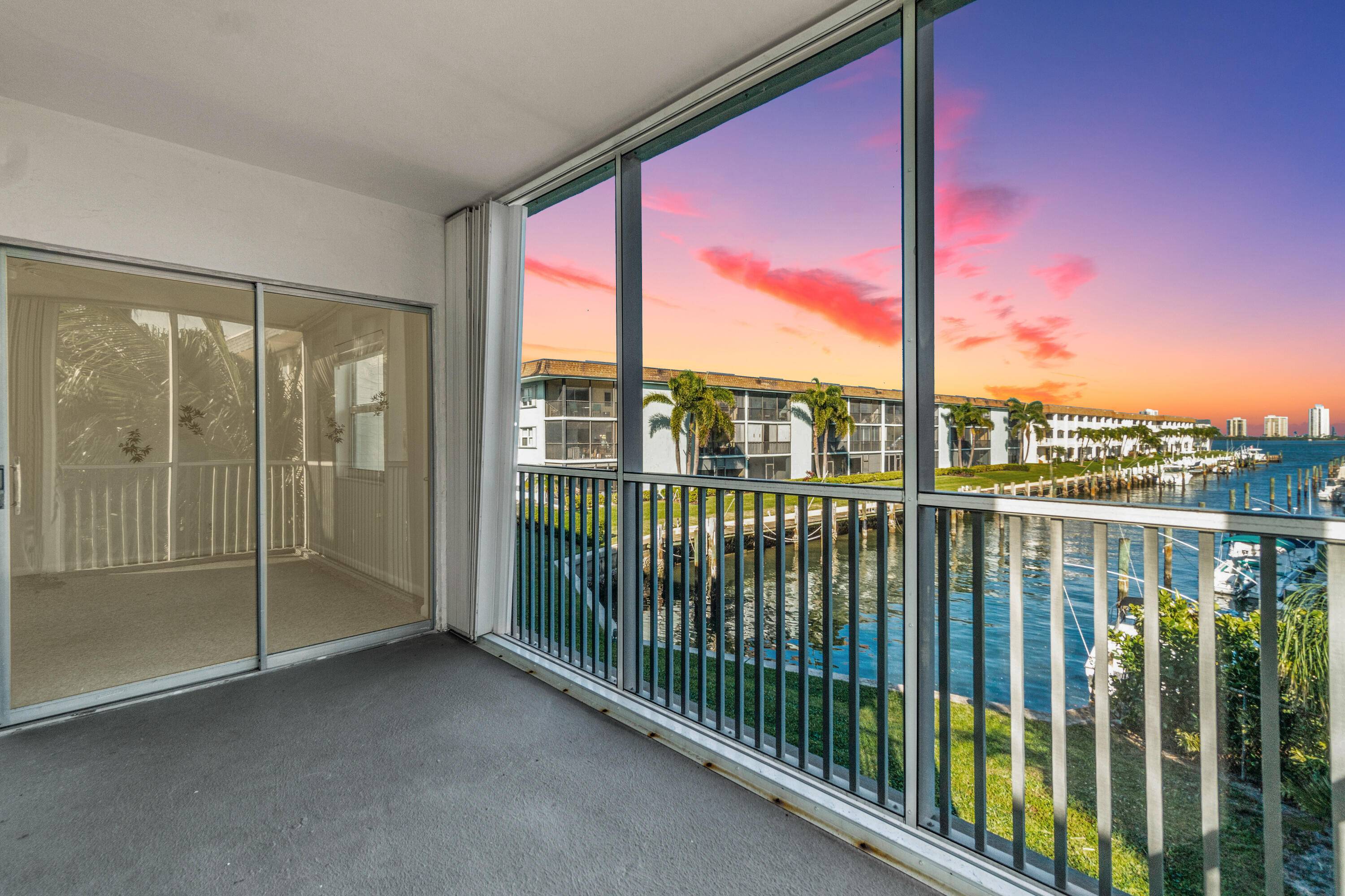 Welcome to your Coastal Retreat in the heart of North Palm Beach.