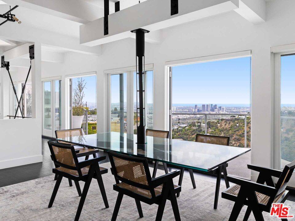 1885 Sunset Plaza Dr 3BR Sunset Strip La