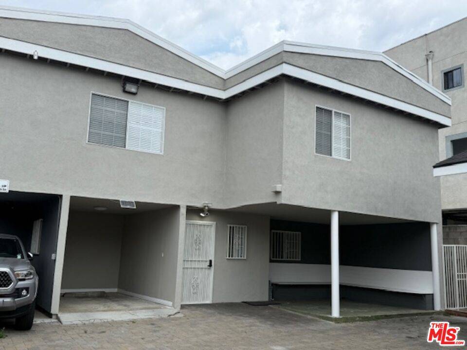 1128   Irolo St 10BR La