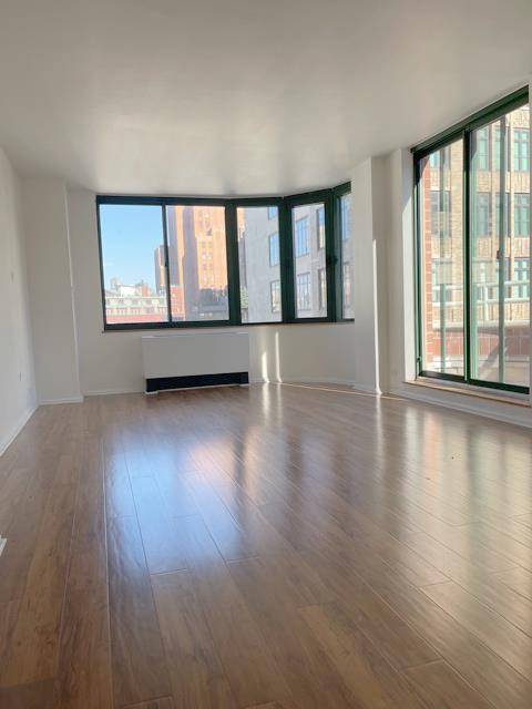 EMAIL FOR FAST RESPONSE TOP FLOOR CORNER UNITWelcome to 295 Greenwich Street also known as The Greenwich Court Condominium in the center of TriBeCa.