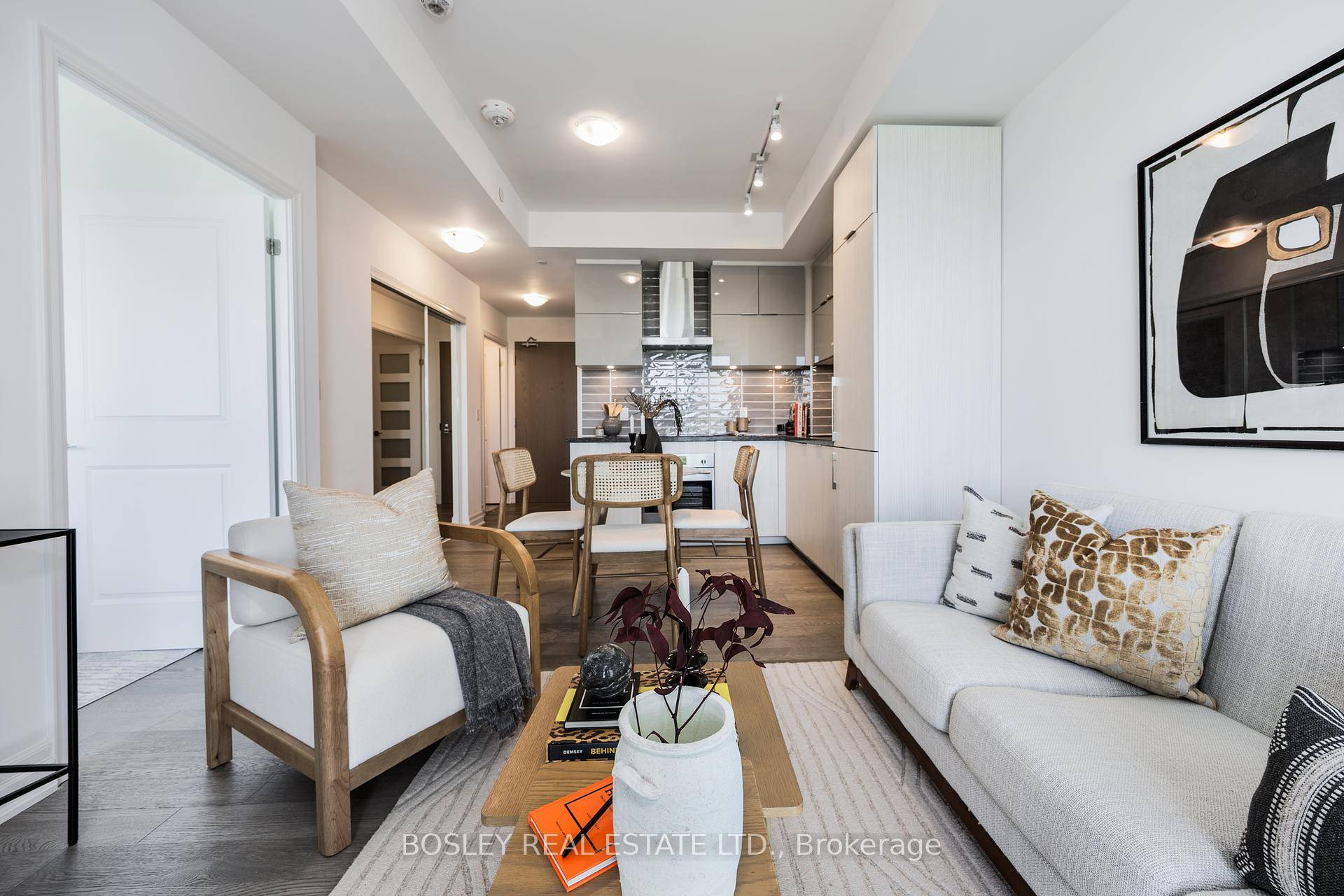 Welcome to LEED certified York Condos !
