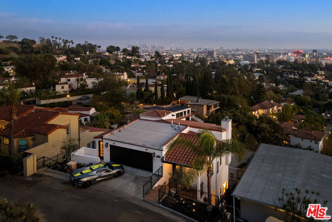 6420   Quebec Dr 4BR Hollywood Hills East La