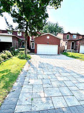 pacious Basement W Separate Entrance amp ; Renovated 2 Bedroom 1Bath Detached House With A Huge Backyard amp ; A Big Lot In Milliken Mills East.