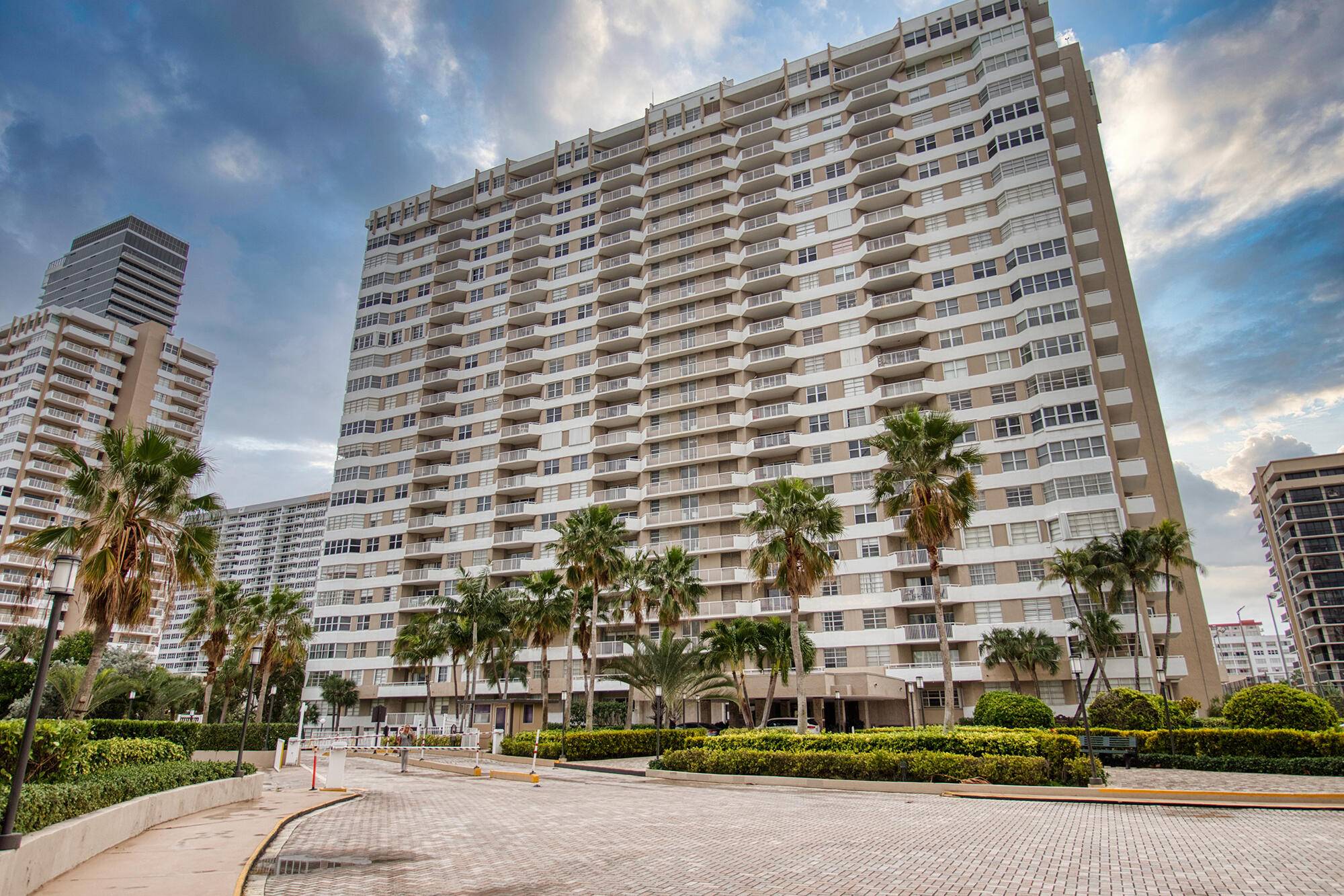 Watch the sun rise set from this resort style condominium located in the heart of Hallandale Beach at the intracoastal and across from The Hemisphere's secluded beach.