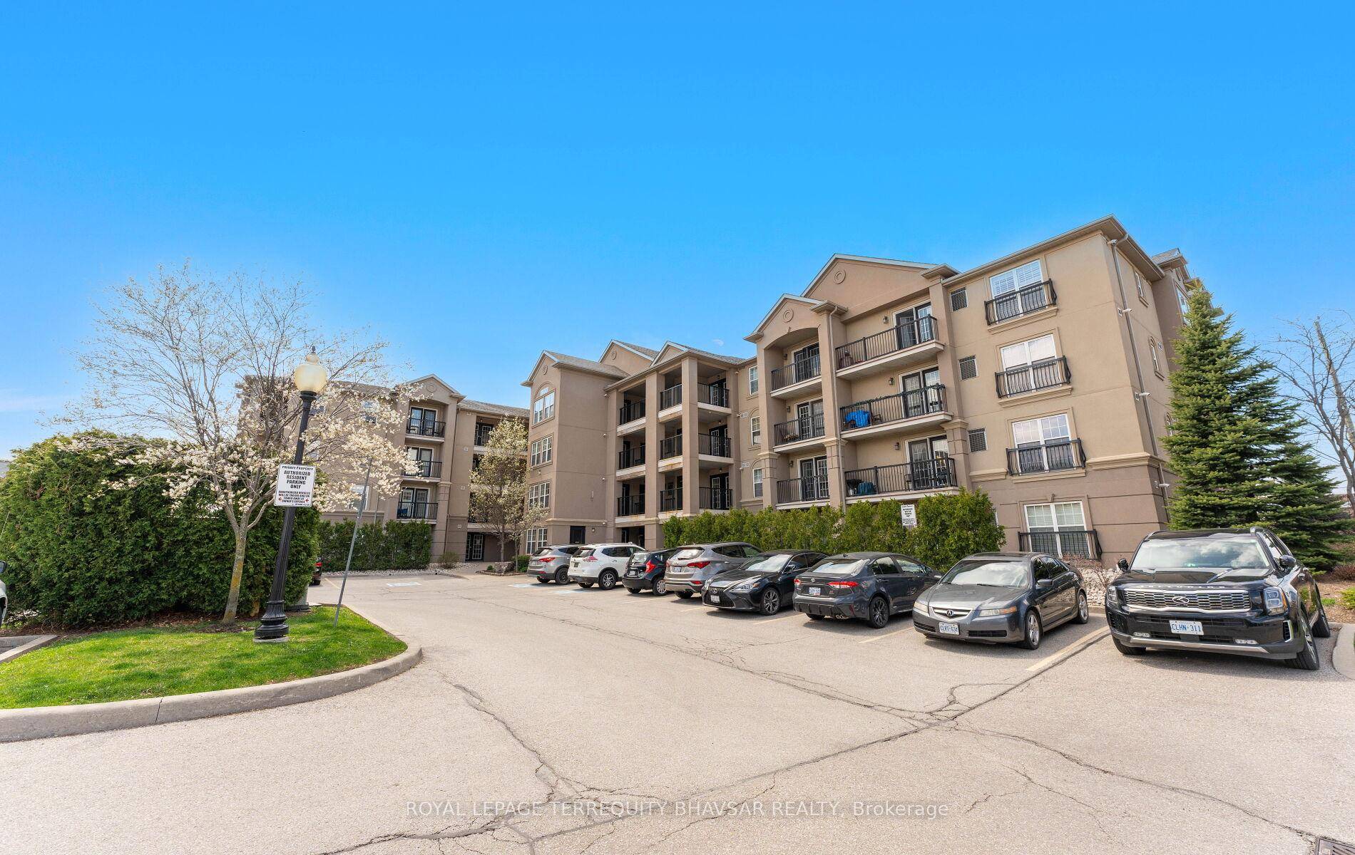 Step into this stunning 2 bedroom, 2 bathroom condo, offering over 1, 000 square feet of stylish and comfortable living space in perfectly located neighbourhood of Dempsey.