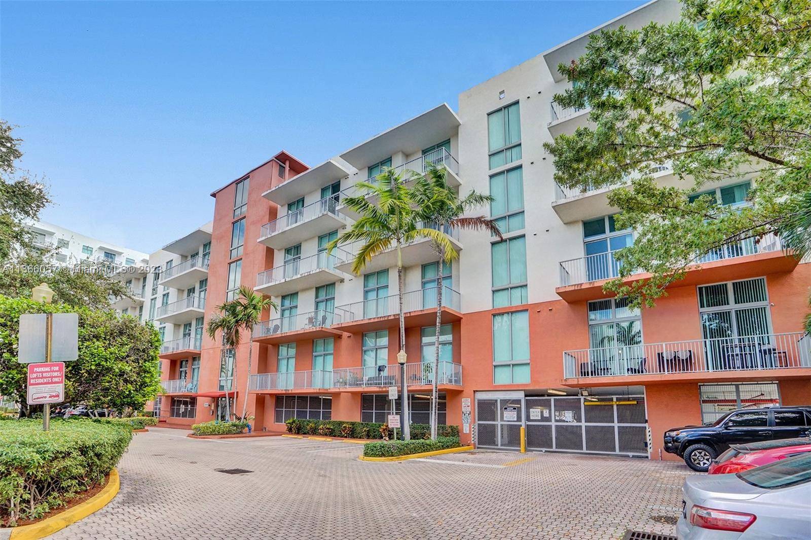 Freshly painted ! New York style Loft with high ceilings and city views in the heart of trendy downtown Hollywood.