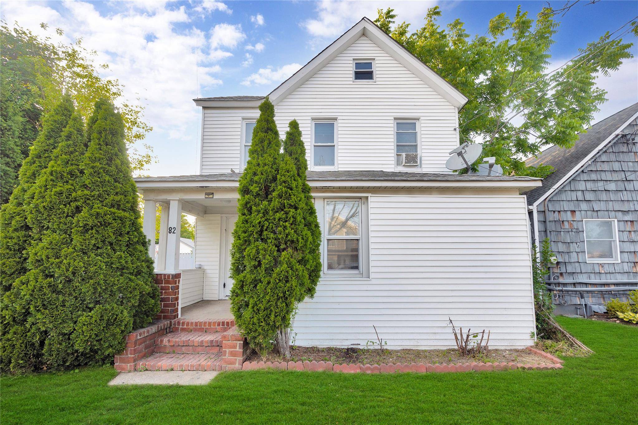 Best location in Hicksville !