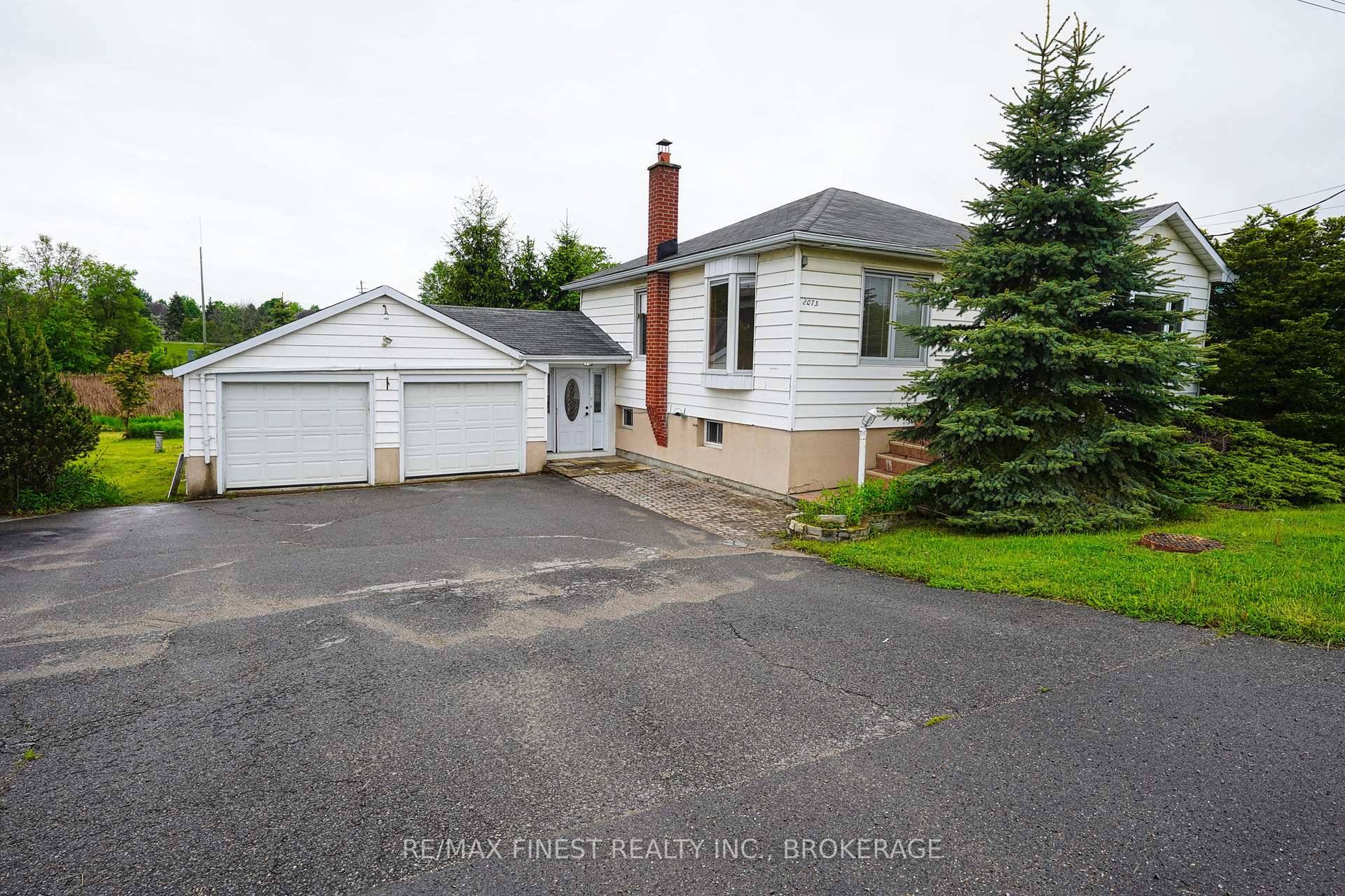 LARGE DOUBLE WIDE LOT 120 FEET X 175 FEET BACKING ONTO PROTECTED CONSERVATION LAND !