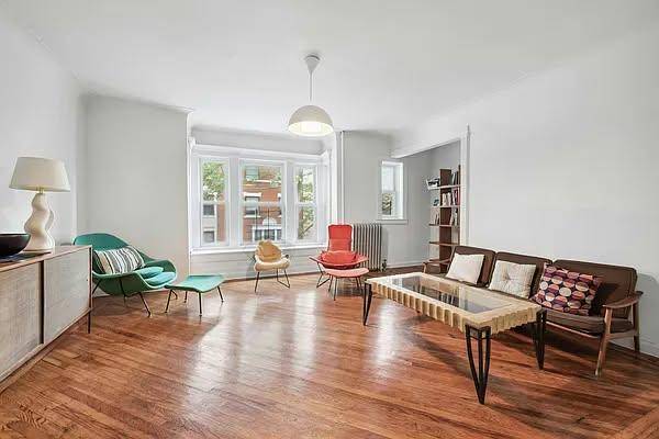 Available June 15th Unfurnished Gorgeous Large Duplex 3 bed 2 bath with W D in vibrant Crown Heights !