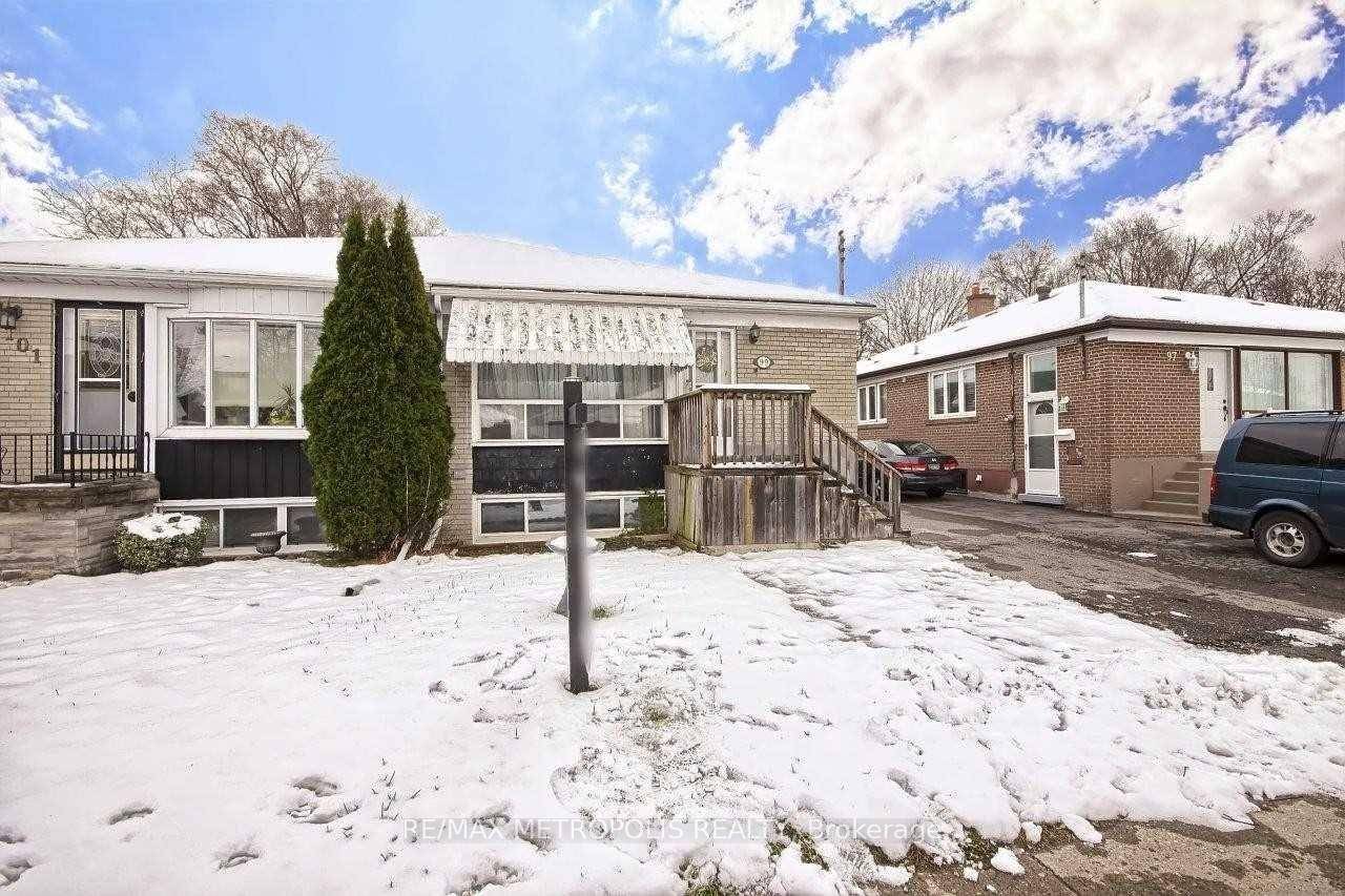 Welcome to this bright and spacious upper level, 3 bedroom, 1 bathroom semi detached home, perfectly situated in a well established and peaceful community.