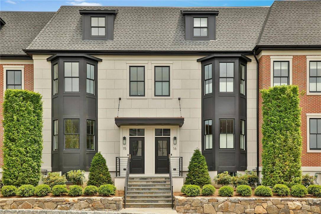 Welcome to Armonk Close, a luxurious condo community in the heart of Armonk, New York.