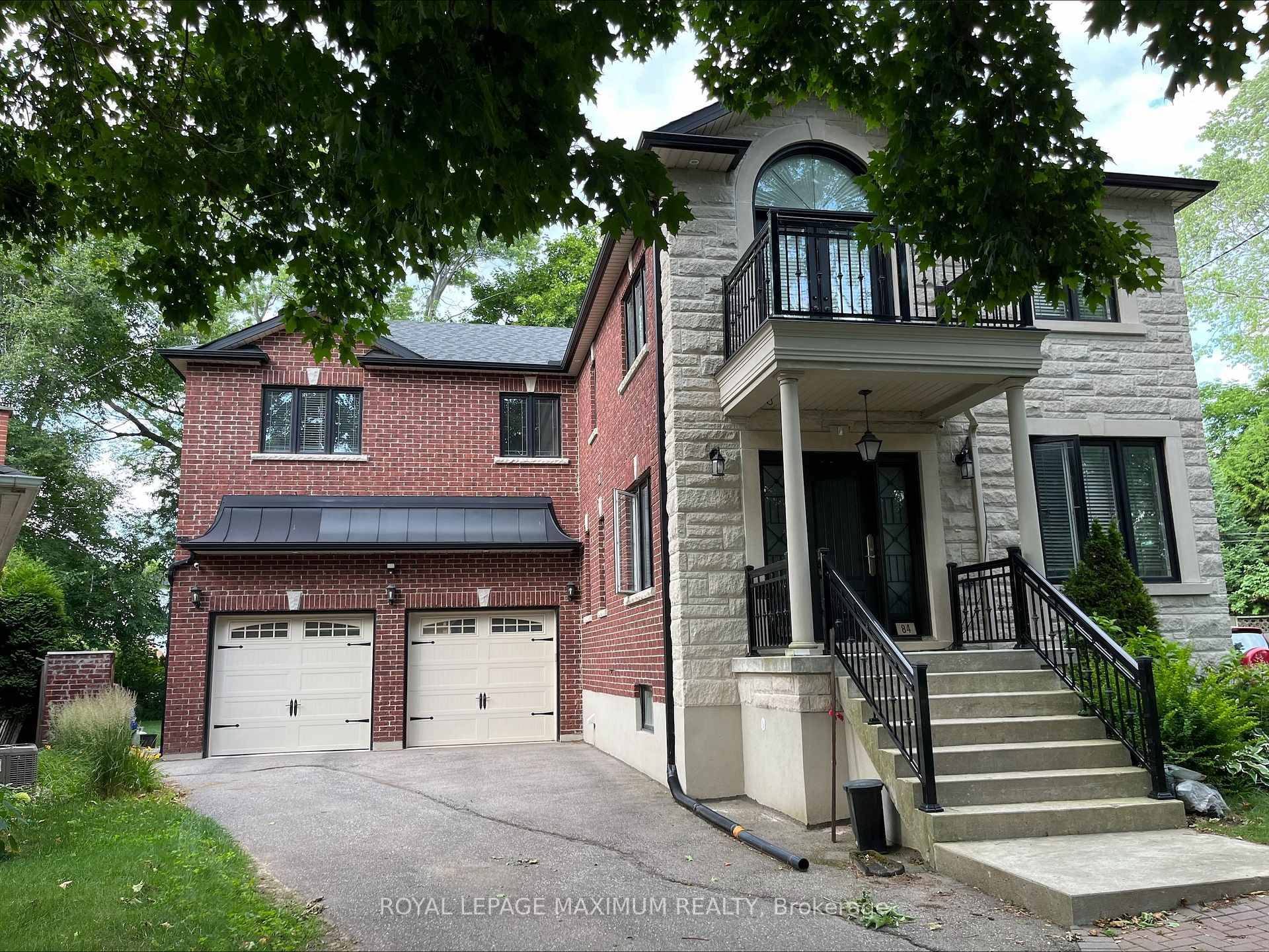 Excellent Rental Value In The City Look No Further amp ; End Your Rental Quest Today w This 2 Bedroom Basement Unit Situated In The Sought After Alderwood Area.