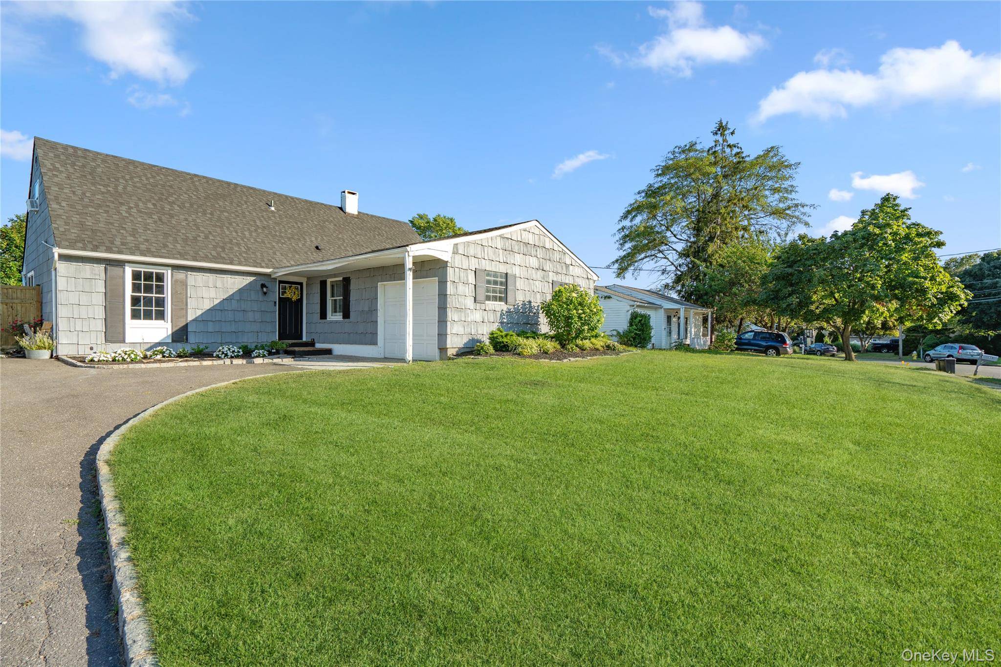 Welcome to 117 Stuyvesant Drive, a charming 4 bedroom, 2.