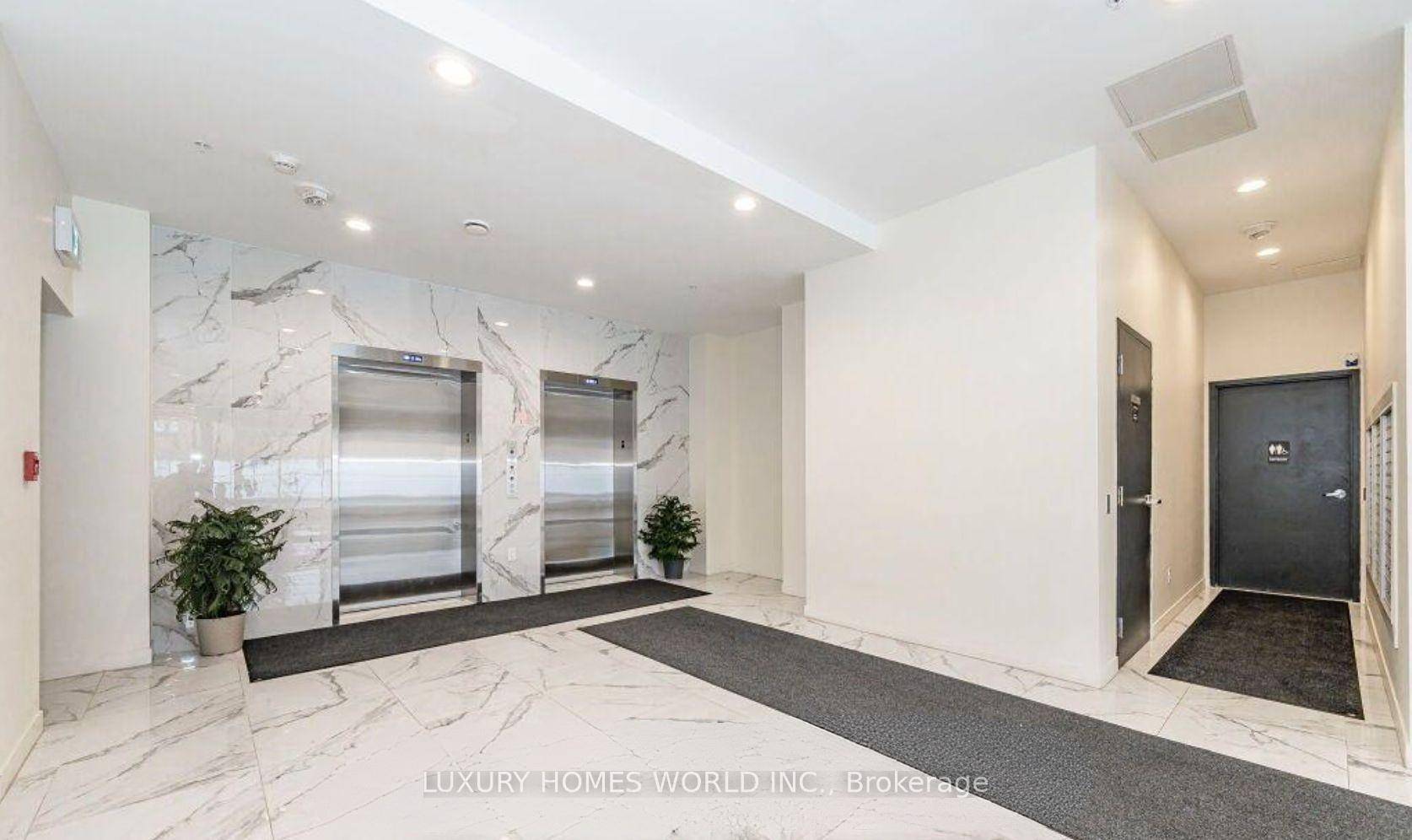 Welcome to Unit 1005 a bright and modern 1 bedroom spacious den condo available for lease in one of Waterloos most vibrant and walkable neighbourhoods.