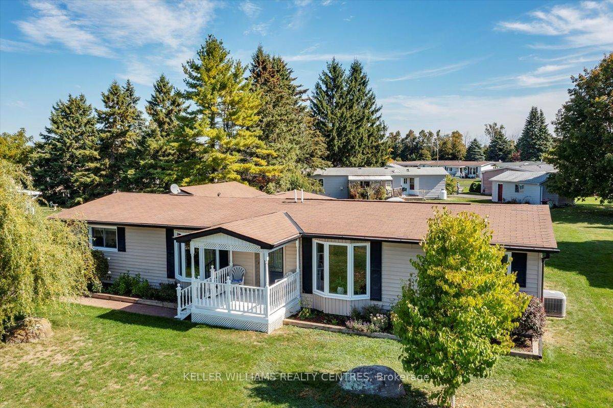Well Appointed 3 Bedroom, 2 Bath Home in Sutton By The Lake Retirement Community with Lake Simcoe, Sibbald Point Provincial Park, Golf, and Churches at Your Doorstep.