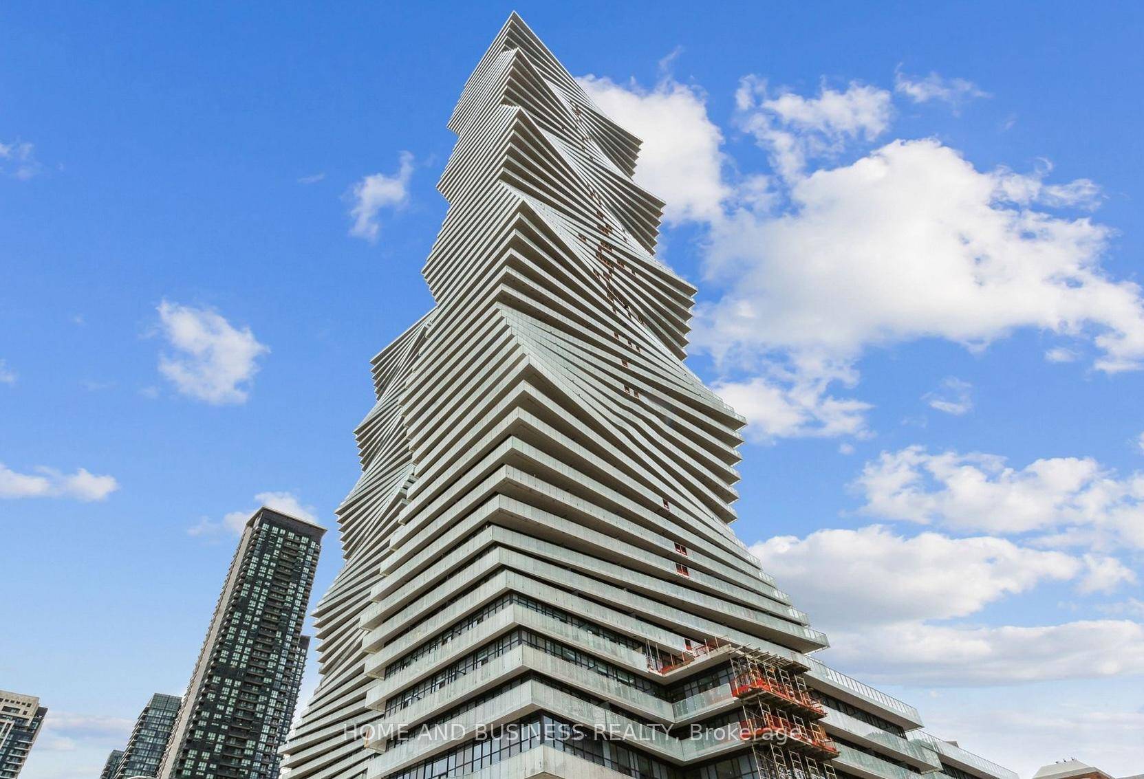 Furnished, like a brand New M City 2 Prime Location In City Centre, Gorgeous 1 Bedroom Unit, Unobstructed South Lake View, Excellent Layout, Large Balcony.