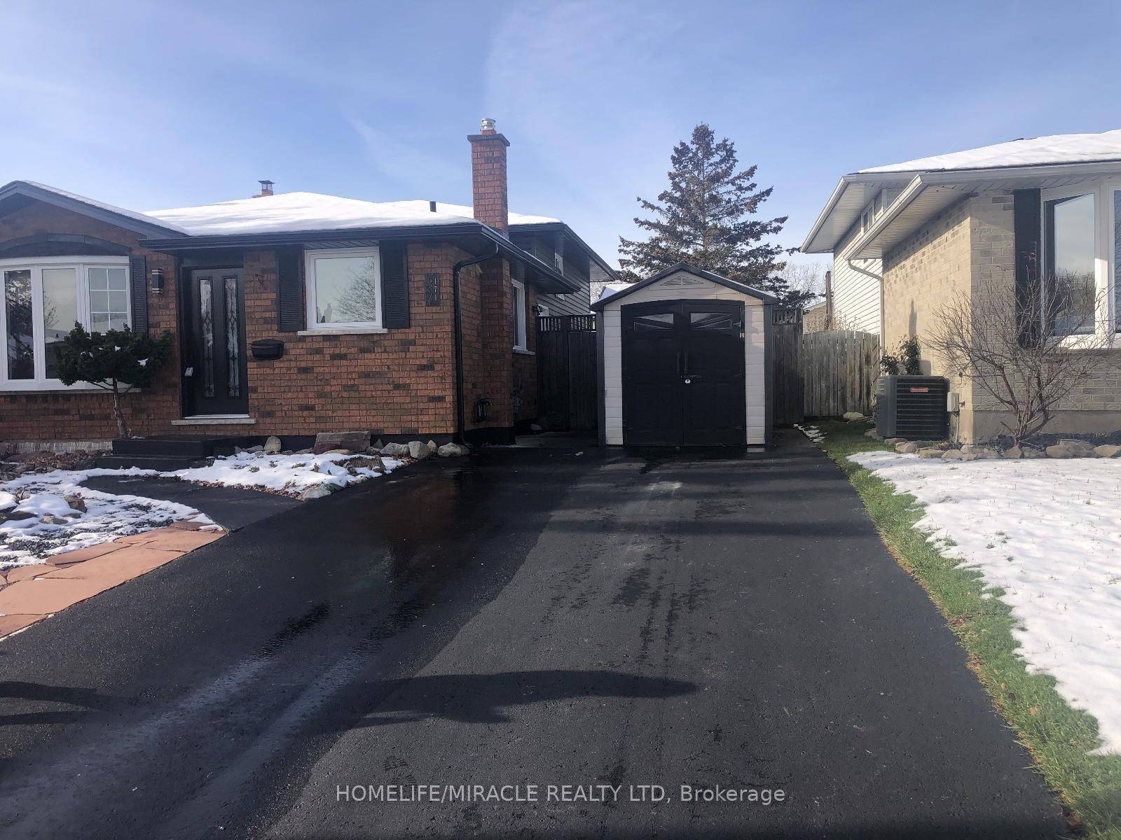 Welcome To This Bright 3 Bedroom Upper Unit backsplit In A Family Friendly Neighbourhood.