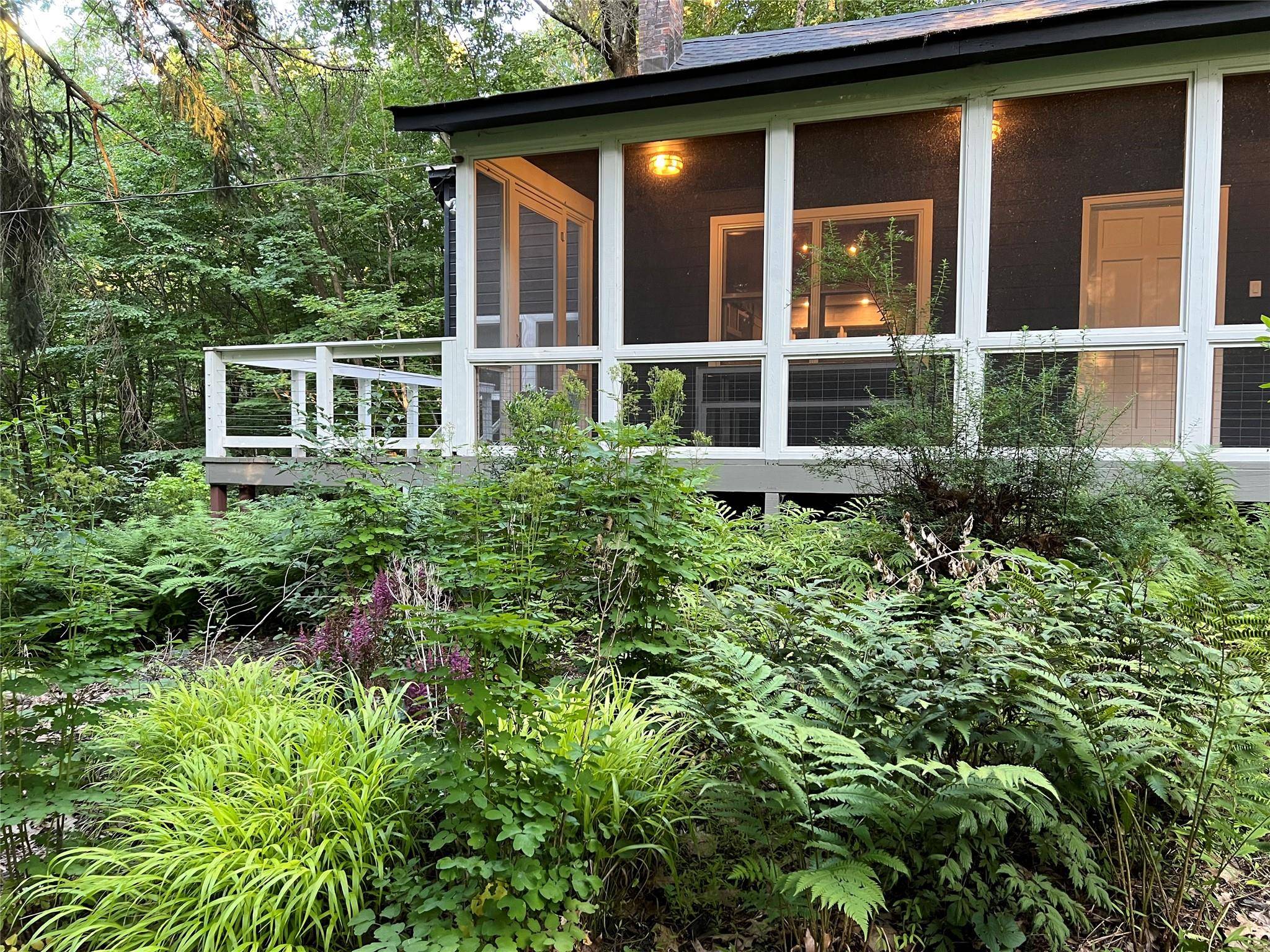 Looking for privacy and quiet ?