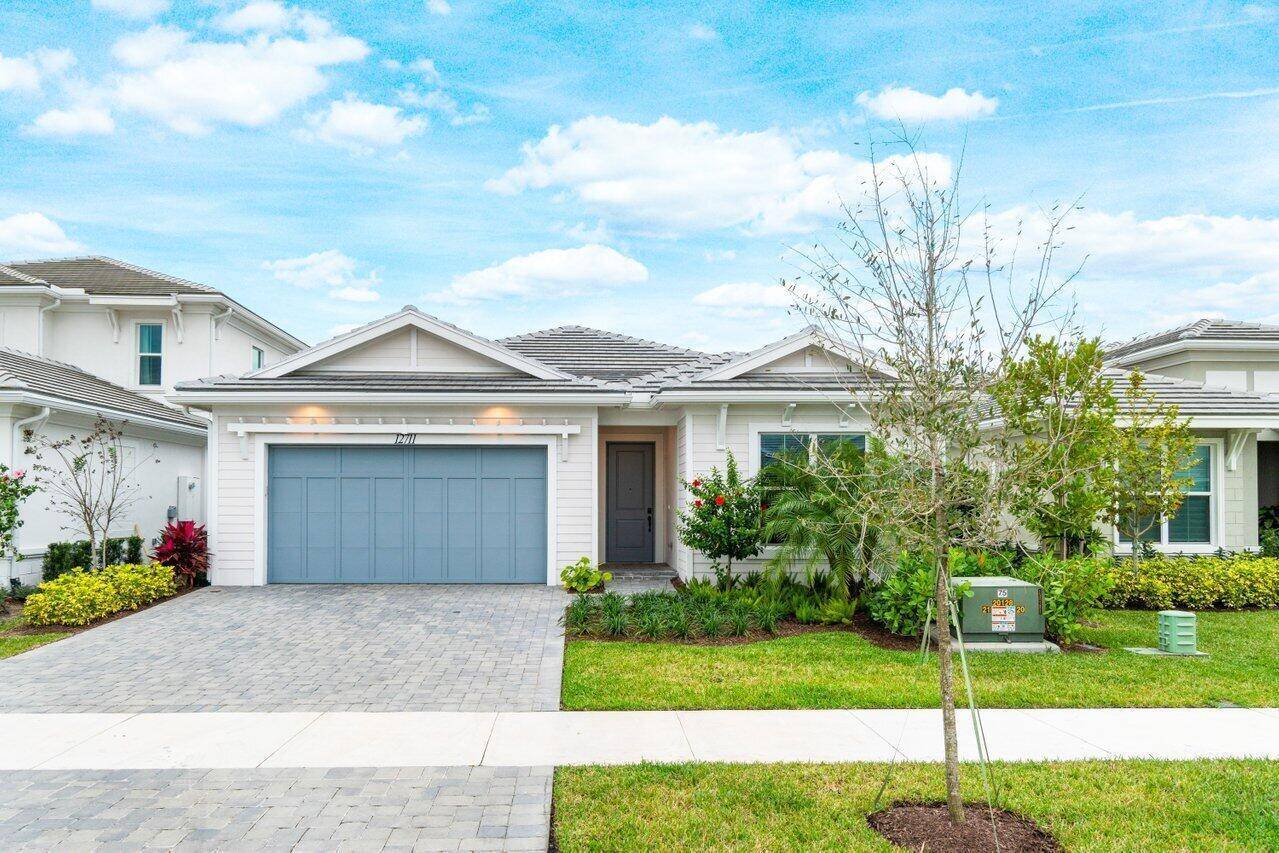 Welcome to Windgate at Avenir, an exclusive community in the heart of Palm Beach Gardens.