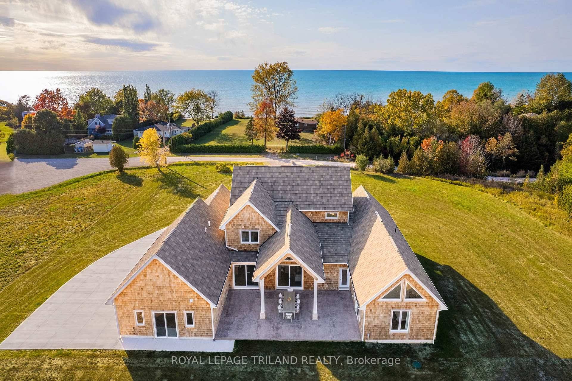 LAKEFRONT BENEFITS amp ; LAKE VIEWS w 2ND ROW PRICING PRICED WELL BELOW REPLACEMENT COST 5.