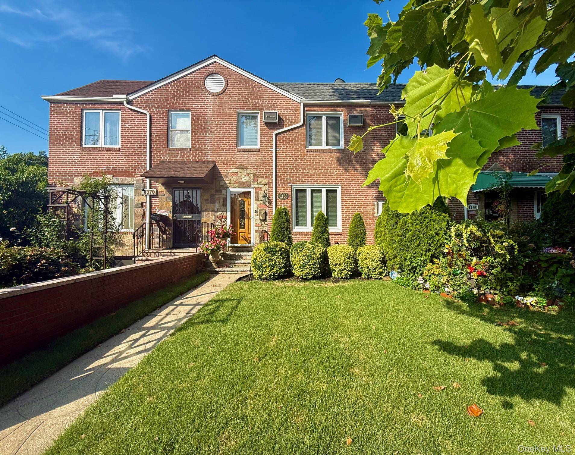 This charming one family home in the heart of Middle Village North offers the perfect blend of style, comfort, and convenience.