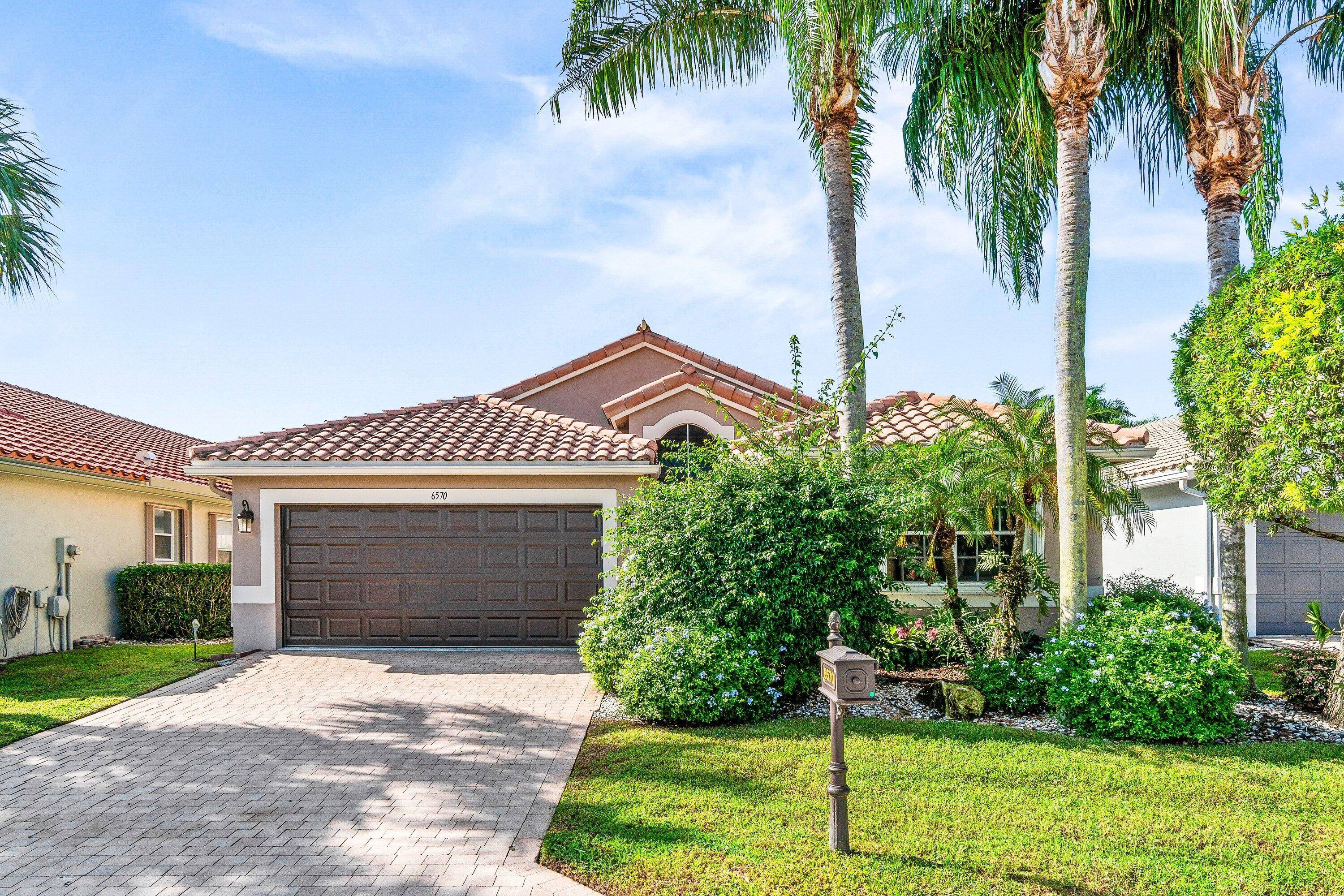 Great Location and close proximity to Clubhouse and all amenities.