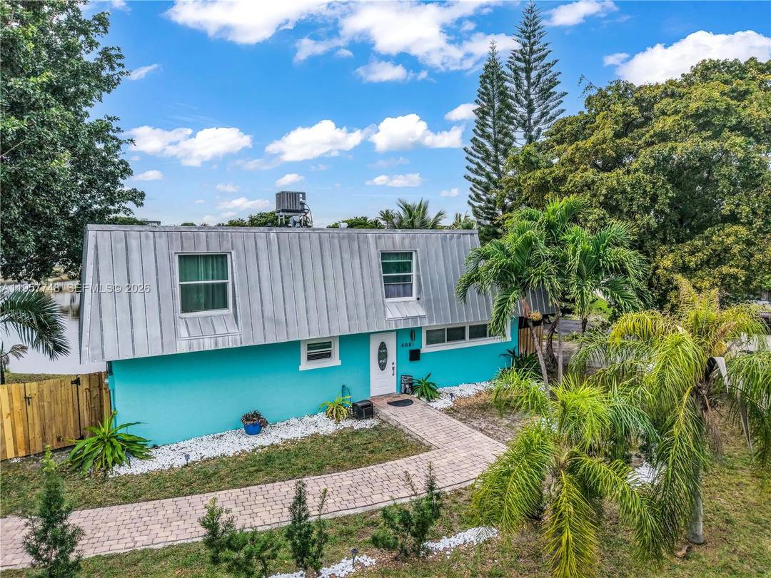 This beautifully updated 3 bedroom, 2 bathroom, 1, 656 sq ft two story townhome sits on a 0.