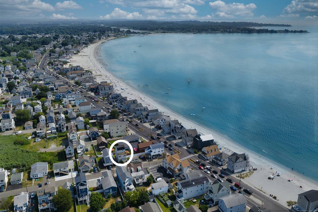 This 3 bedroom, 2. 5 bath, 3 story home offers 2, 060 square feet of opportunity with of the most breathtaking views in Milford.