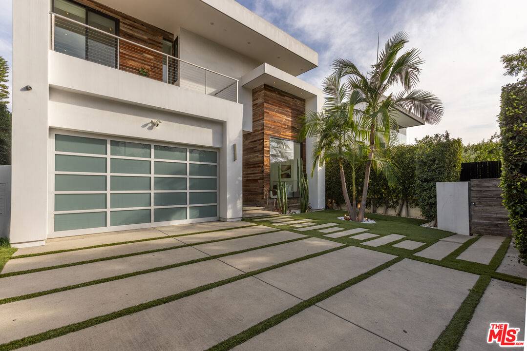 132 N Laurel Ave 5BR Beverly Grove La