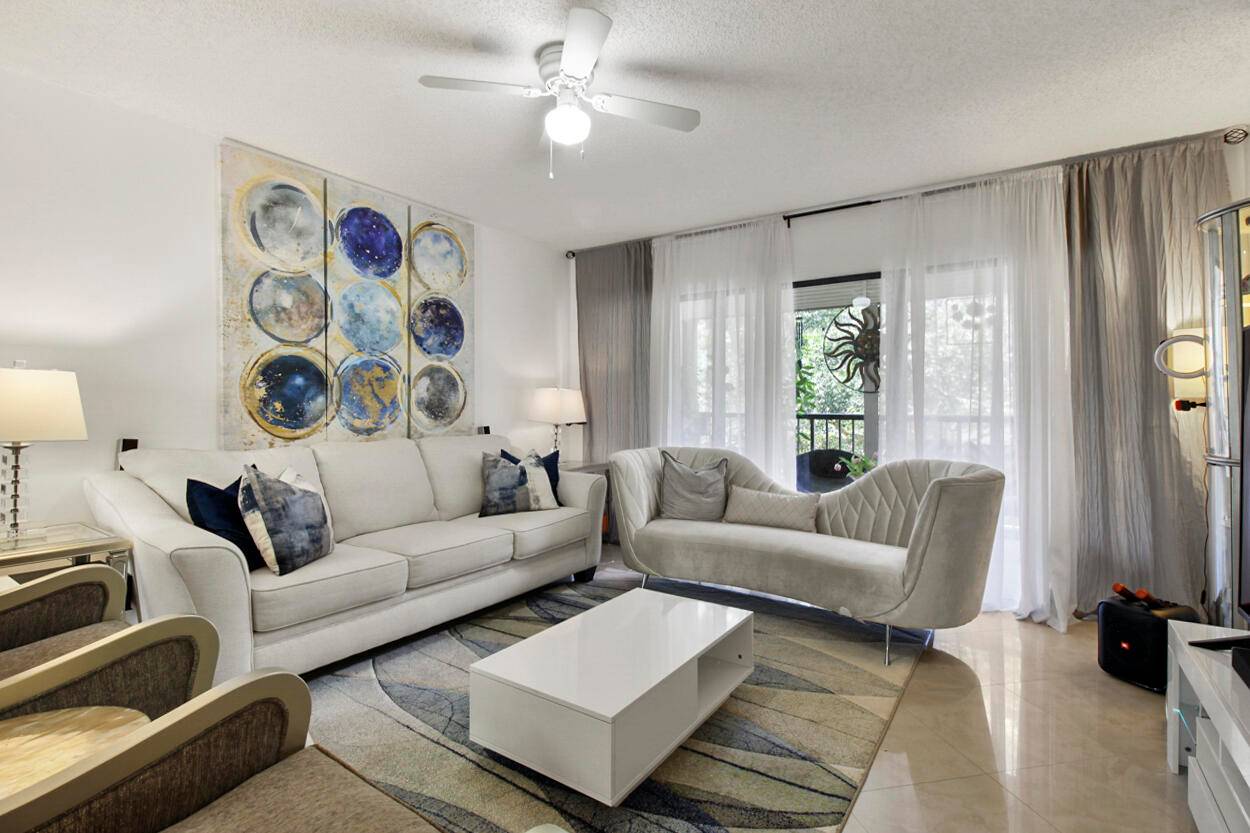 Come and discover this remodeled 2nd floor condo in an all age, pet friendly, boutique style community nestled in the heart of Delray Beach.