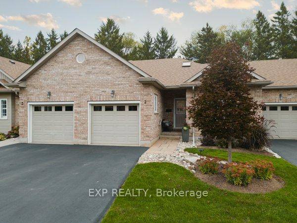 Beautiful Bungalow Townhome in the desirable community of Jacobs Orchard, New Hamburg.