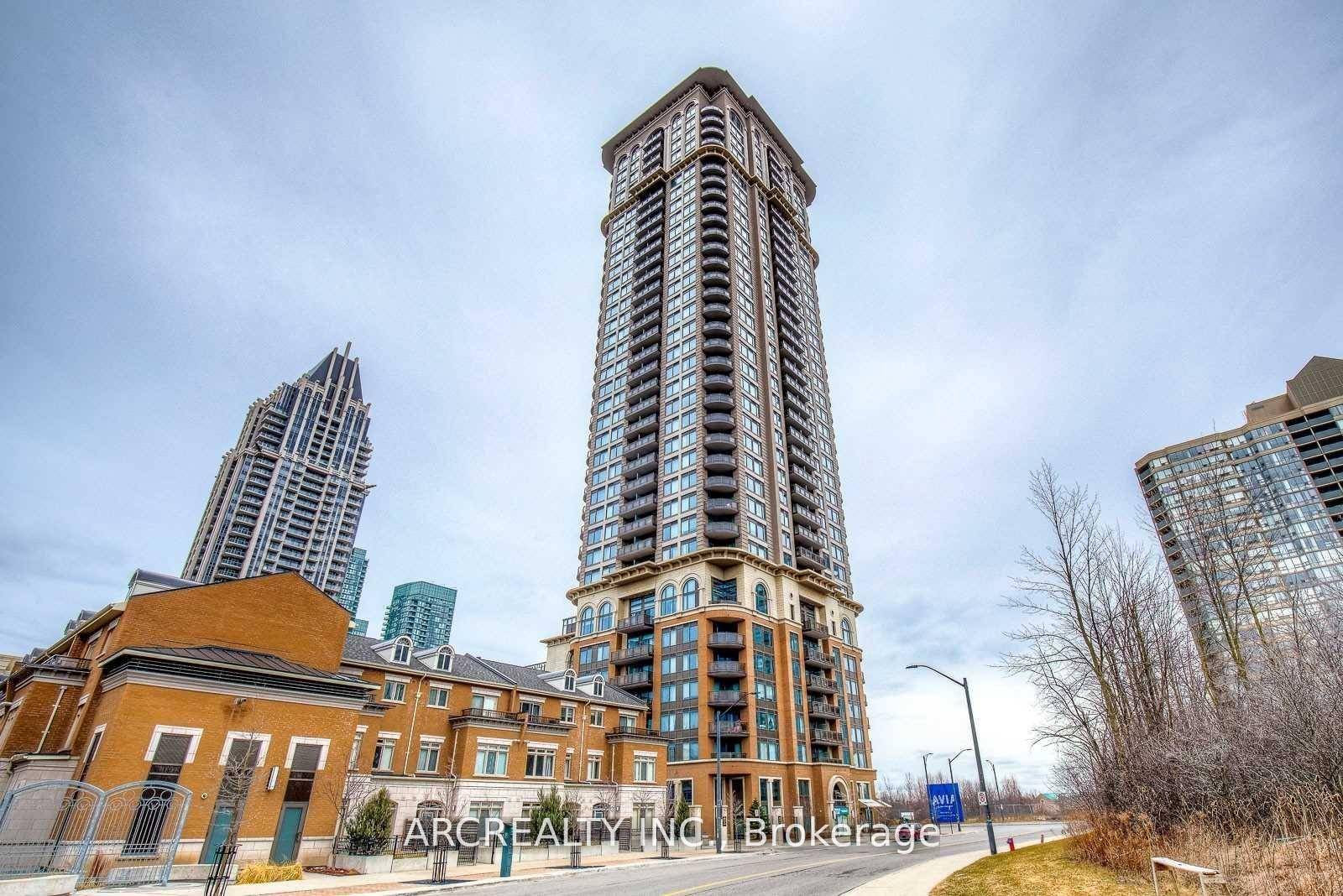 Available immediately. Luxury High Standard Chicago Building, Spacious 2 Bedrooms And 2 Full Baths, Great Suite With Incredible Unobstructed View, 9 Ft Ceilings, Hardwood Floors, Corner Unit, Balcony, Walk To ...