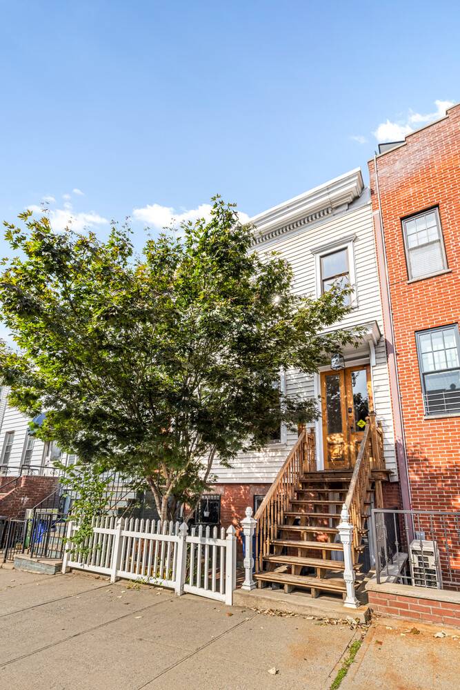This charming and versatile two family townhouse sits in the heart of Park Slope and offers endless potential whether as a primary residence with income opportunity, a multi generational home, ...