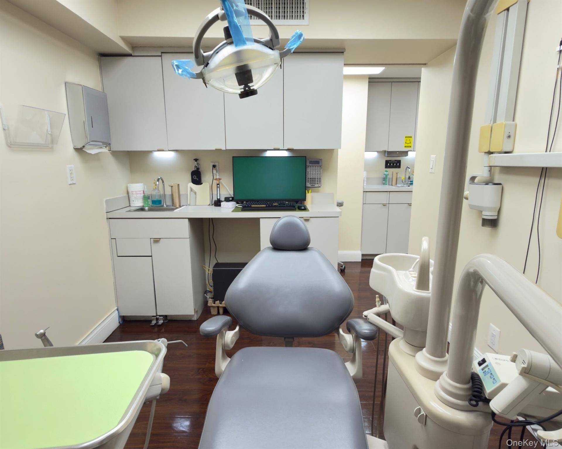 Private single room dental operatory Room 3 available Monday through Friday in a professional medical building in the heart of Murray Hill.