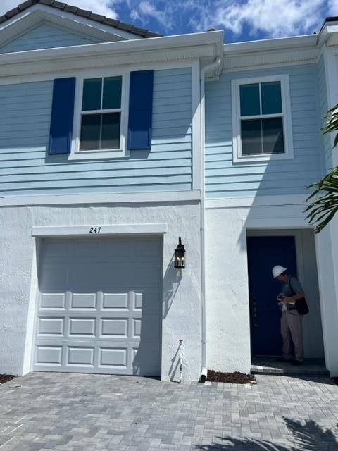 This lovely townhouse featuring 3 bedroom, 2, 5 baths and one car garage.